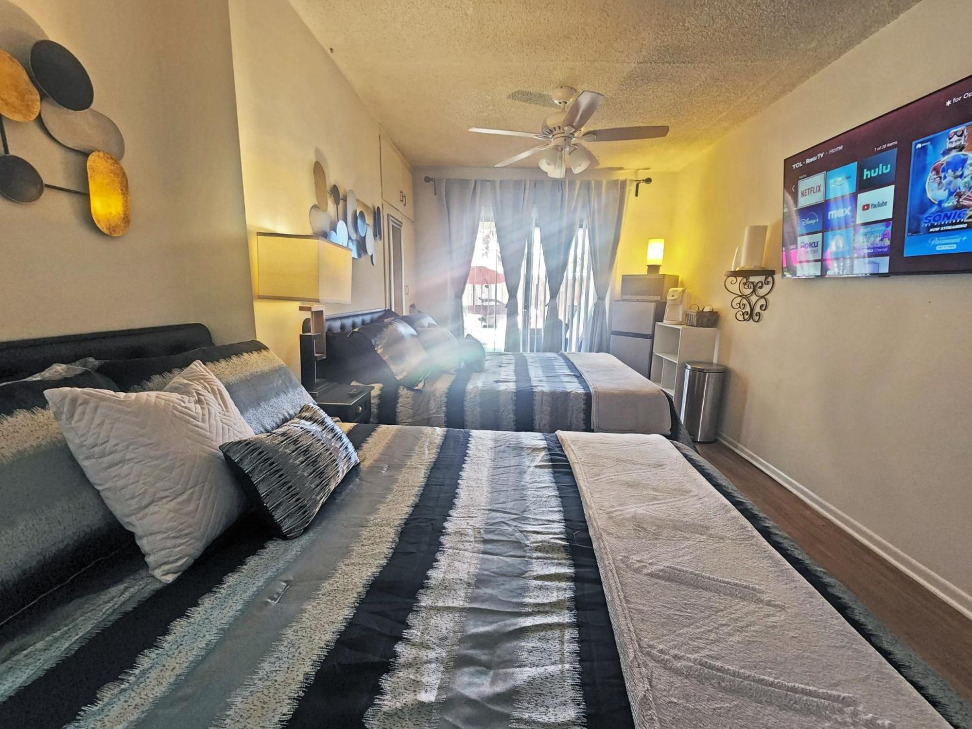 The Hathaway Suites 로스앤젤레스 객실 사진